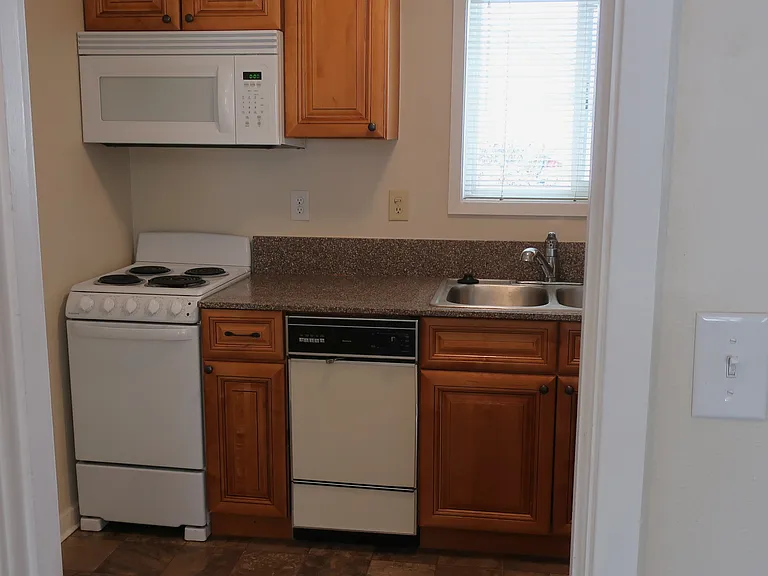 120 Lavender Ct #14 — Photo 7