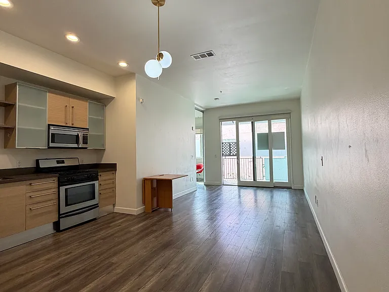 1234 Wilshire Blvd #115 — Photo 29