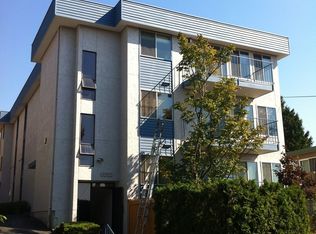 Top-Floor 1-Bedroom Apartment with Private Balcony & Stunning Views - Sign a Lease by November 20..., Seattle, WA 98103