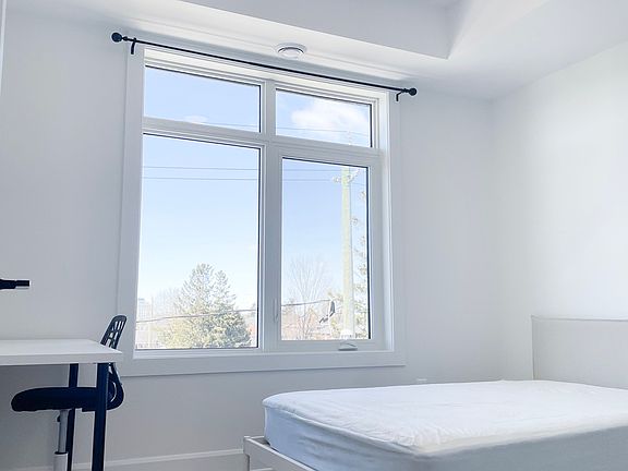 5th image of 2490 Kaladar Ave #C