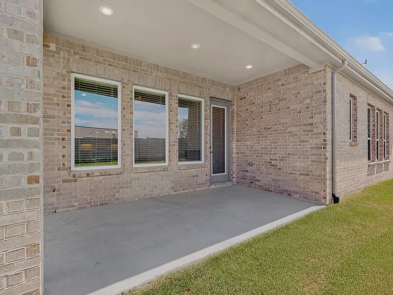 4013 Chastetree Ln — Photo 38