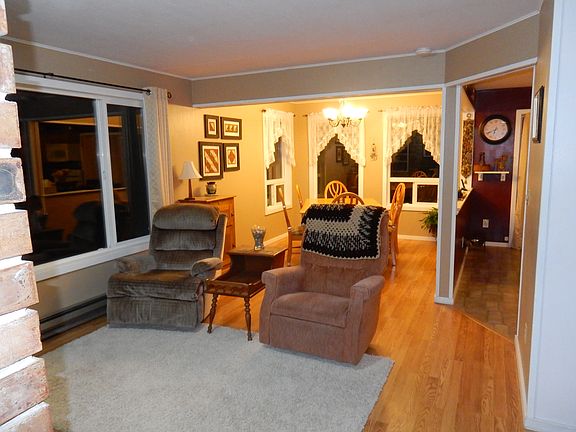 4th image of 140 Vista Dr