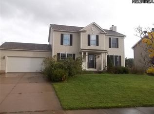 811 Denshire Dr NW, Canal Fulton, OH 44614