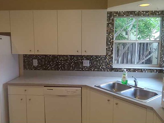 3rd image of 4758 NW 6th Pl