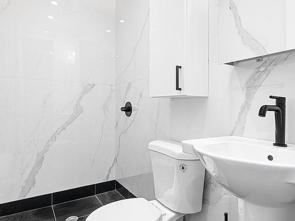 5th image of 61 E 7th St APT 1C
