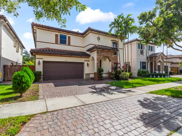 11823 SW 151st Place, Miami, FL 33196
