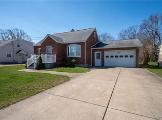 197 Bielak Rd, Orchard park, NY