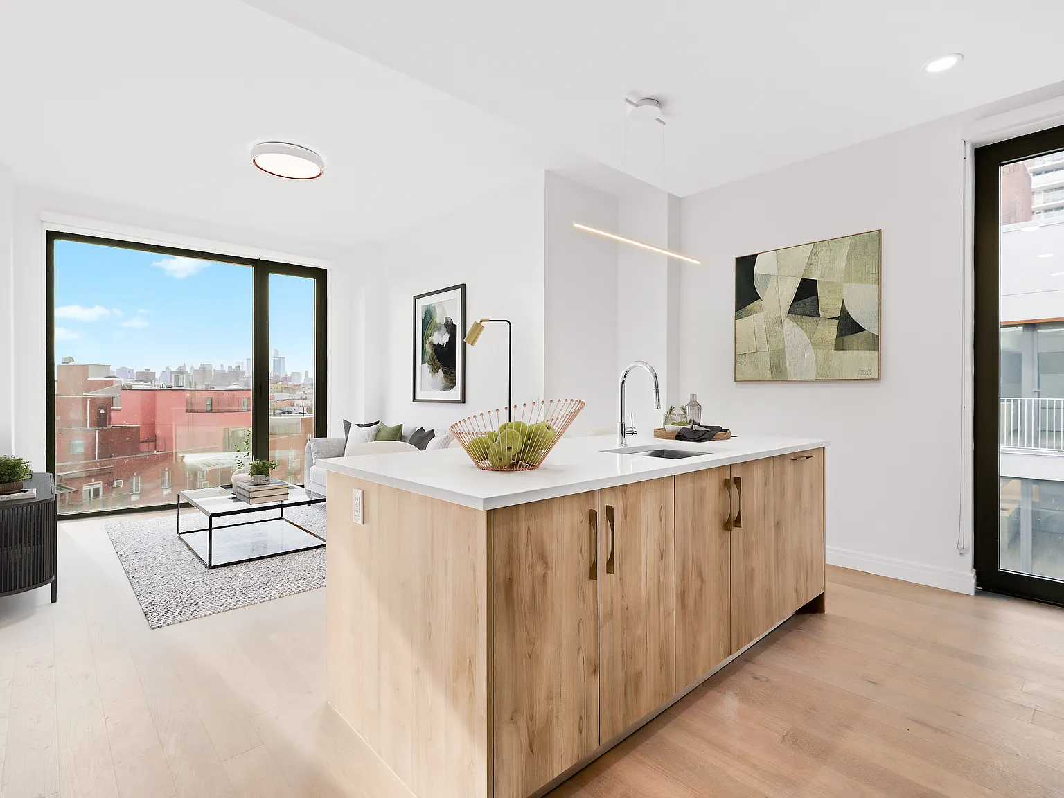 255 Lorimer Street — Photo 2