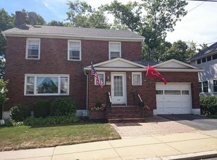 30 Greaton Rd, West Roxbury, MA 02132