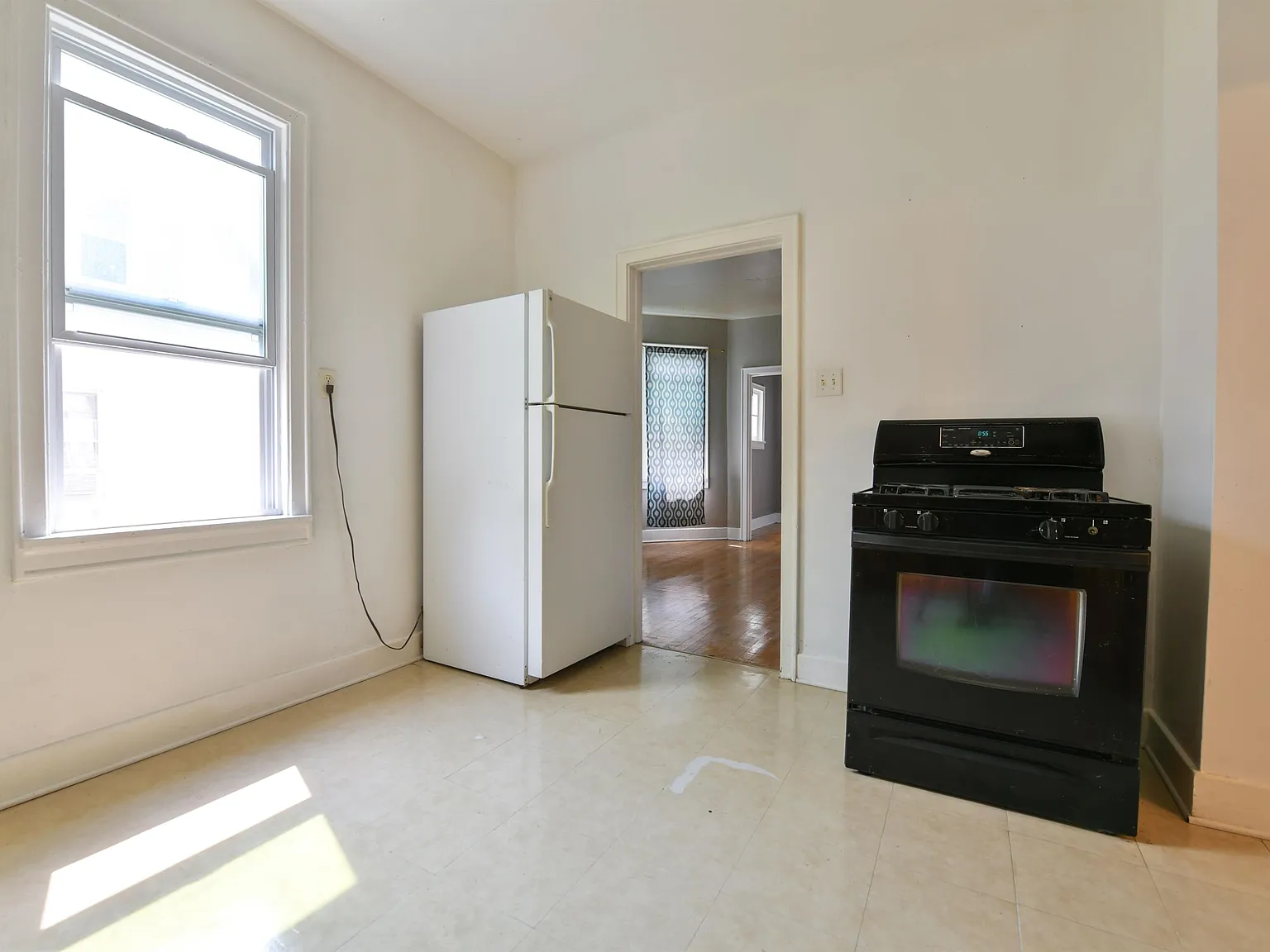 1215 - 1217 Chicago - 1217 — Photo 4