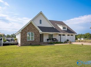 1322 Garrett St, Rainsville, AL 35986