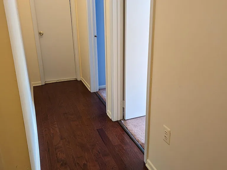 220 Hampshire Dr #220 — Photo 18