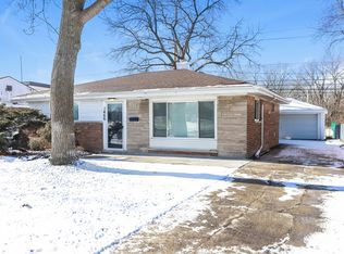 1466 Burnham Ave, Calumet City, IL