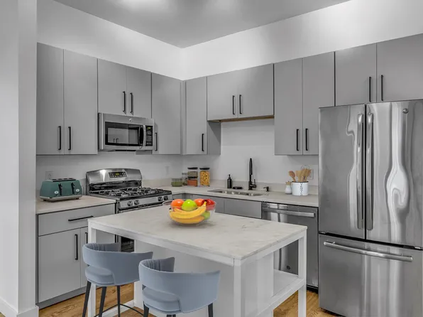 1002 Division St APT 402, Nashville, TN 37203