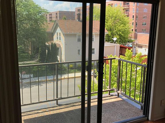 3rd image of 455 Graceland Ave #2A