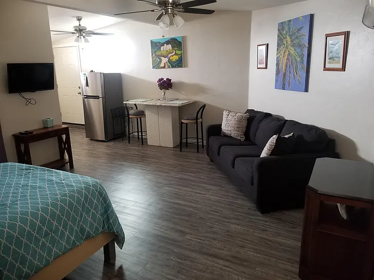 2914 N Cloverland Ave #GUEST HOUSE — Photo 4