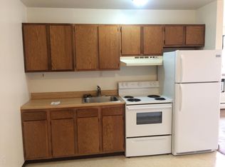 1100 Ridge Ave APT 9, Coraopolis, PA 15108