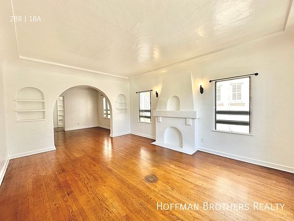 2nd image of 353 N Genesee Ave