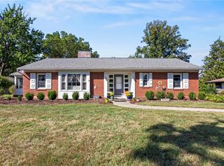 2408 4th St, Charleston, IL 61920