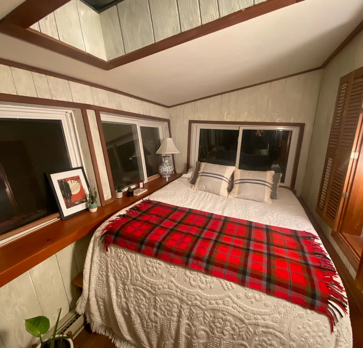 3 bed, 2250 sqft, $5,995 — Photo 4