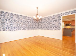 6462 Fairway Estates Dr, Roanoke, VA 24018