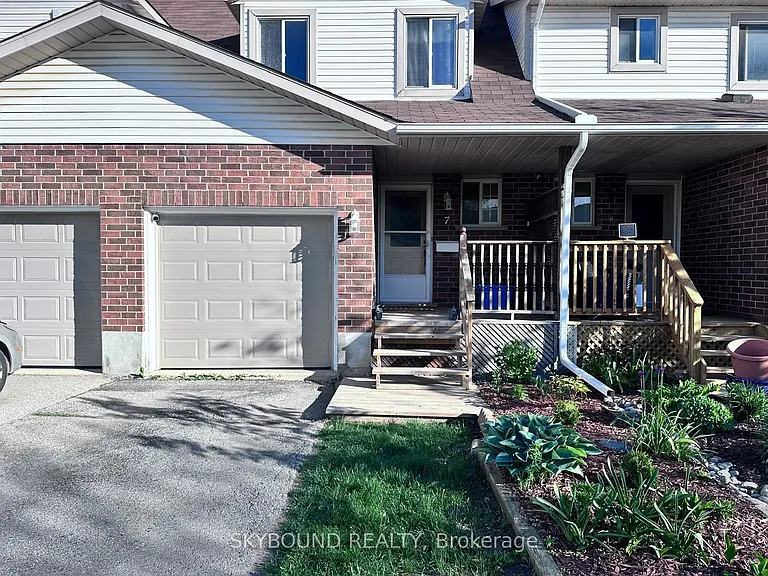 360 Cornridge Pl #7 — Photo 1