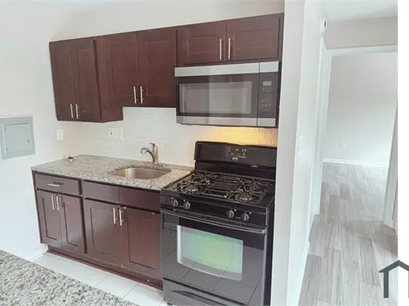 814 Nat Ct APT 1, Baltimore, MD 21212