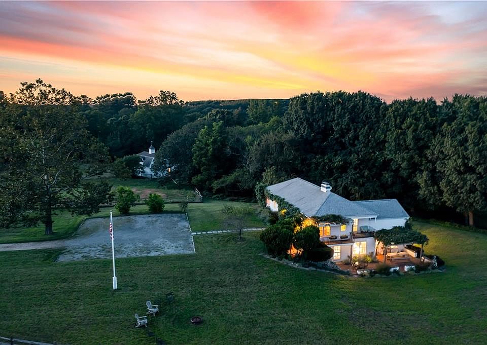 1128 Ives Rd, Warwick, RI 02818 Zillow