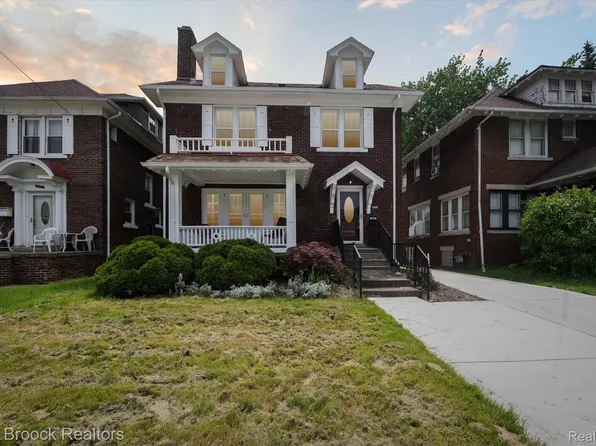 2319 Atkinson St N, Detroit, MI 48206