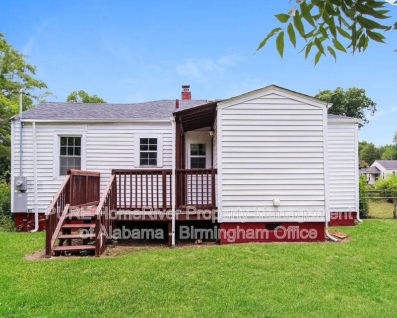 2 bed, 1.0 bath, 926 sqft, $999 — Photo 2