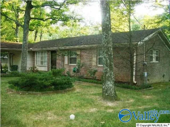 5312 Panorama Dr SE, Huntsville, AL 35801