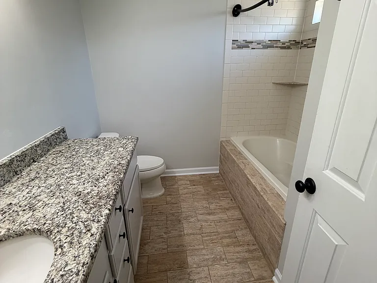 8544 Highland Glen Cir N — Photo 10