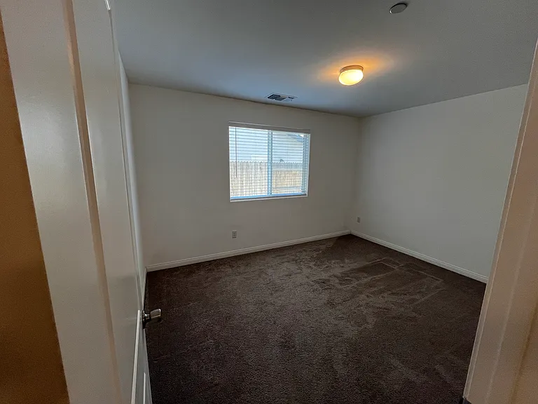 7122 Saddleback Canyon Rd — Photo 2