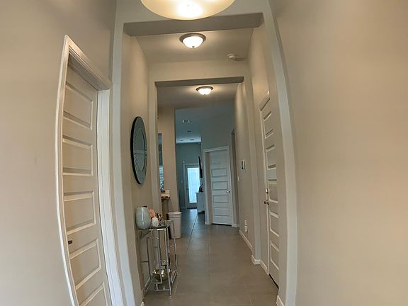 2nd image of 3501 Oriole Dr
