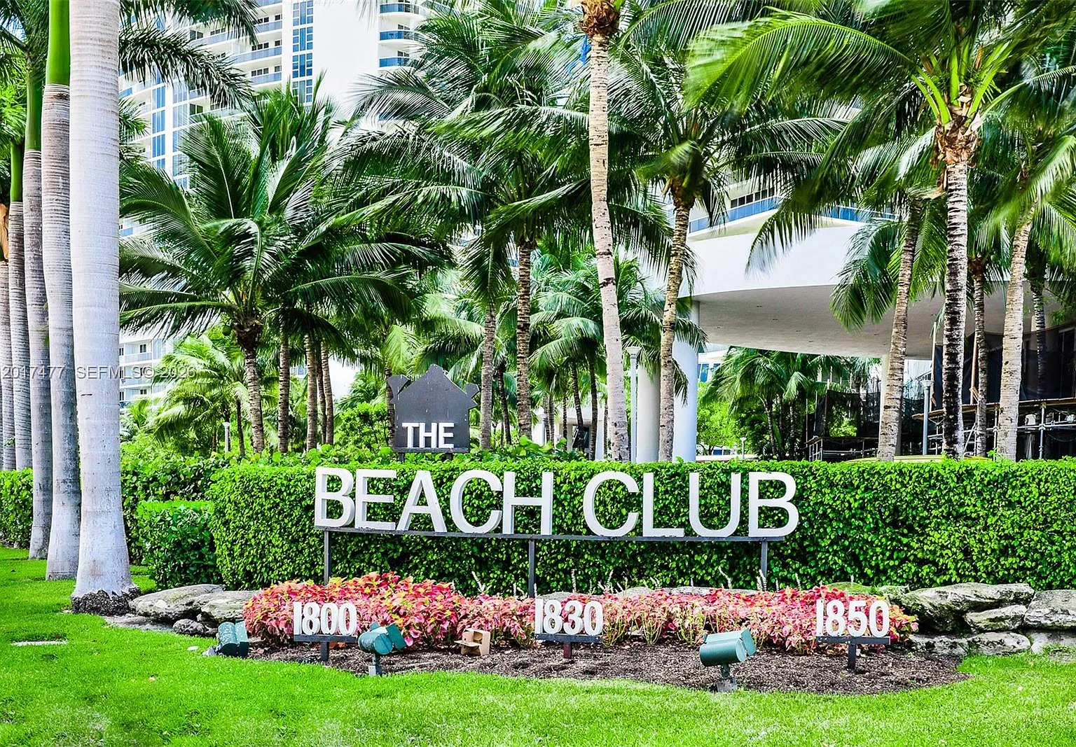 Beach Club Condo — Photo 3