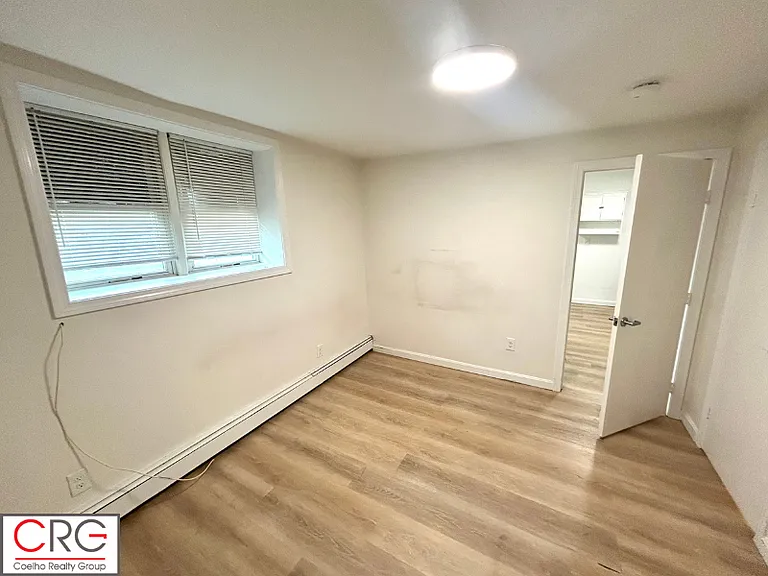 33 Shute St #1 — Photo 5