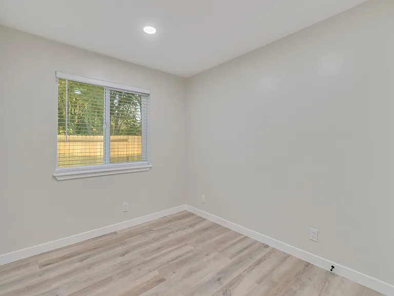 1317 E Brookshire Dr #1 — Photo 10