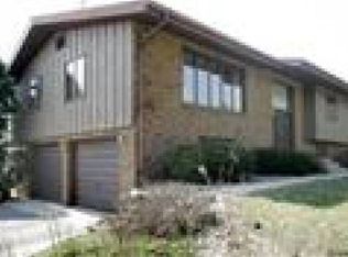 319 Horseshoe Ct, Plainwell, MI