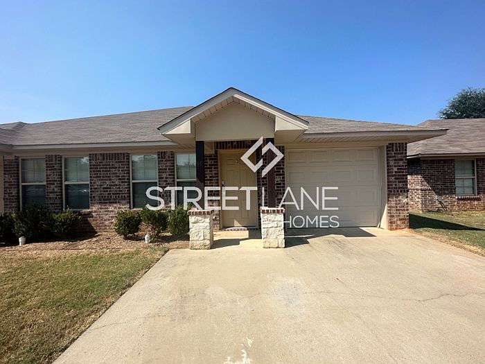 1st image of 35 Bella Dr