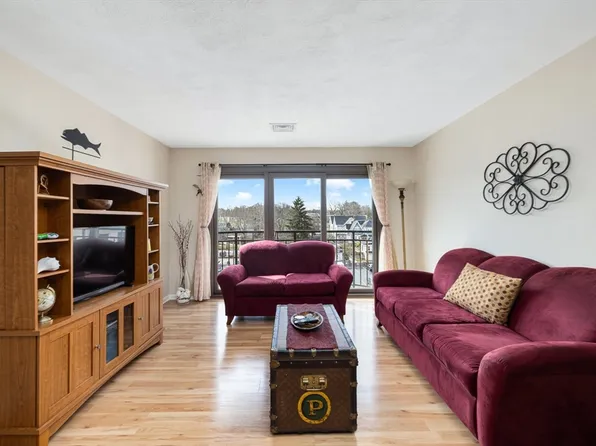 68 N Washington St Unit 507, North Attleboro, MA 02760