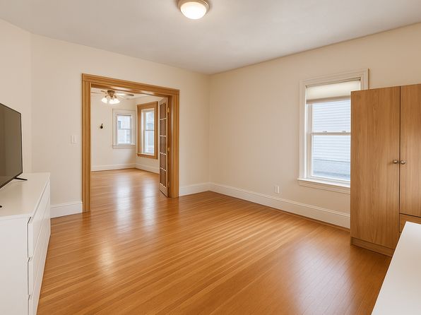 23 Upham St FLOOR 1