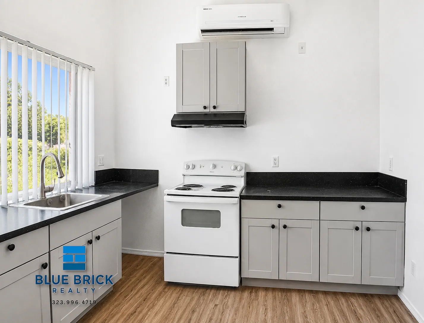 Spacious 3-Bedroom, 3-Bath ADU with A/C, Dishwasher & Laundry Hookups — Photo 3