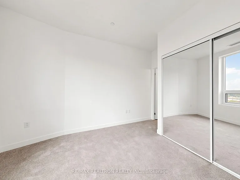 4010 Eglinton Ave W #702 — Photo 18