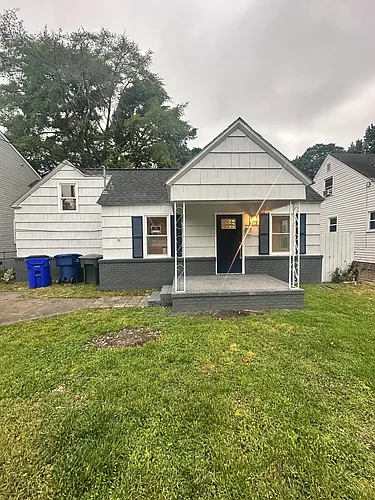 3413 Herbert St Photo 1