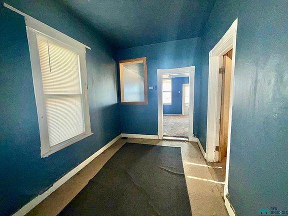 4th image of 708 S 1st St