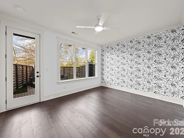 622 Mattie Rose Ln — Photo 37