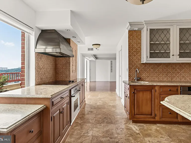 2181 Jamieson Ave #1803 — Photo 36