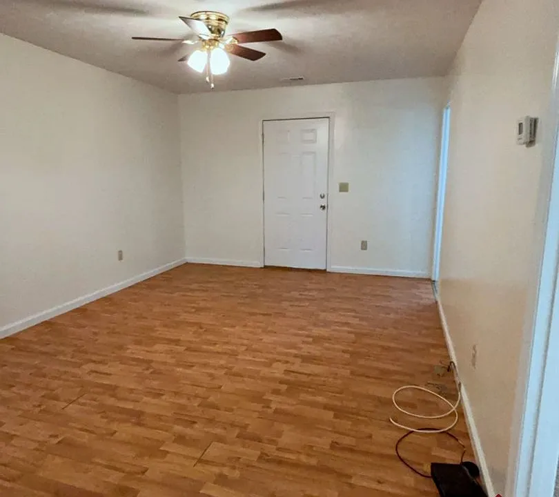 106 Dogwood Pointe Dr #1