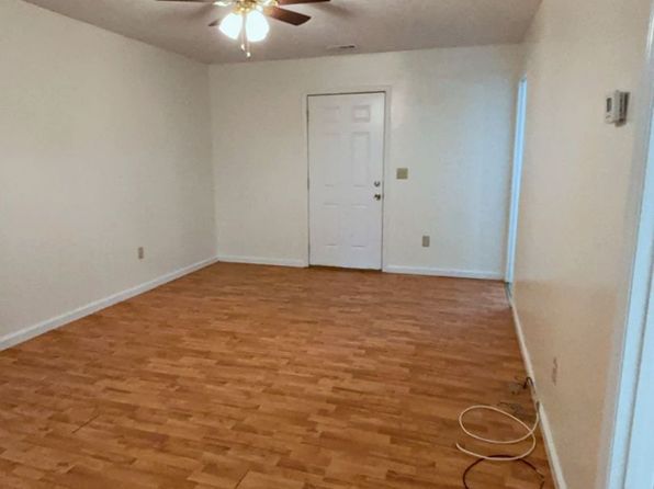 106 Dogwood Pointe Dr #1
