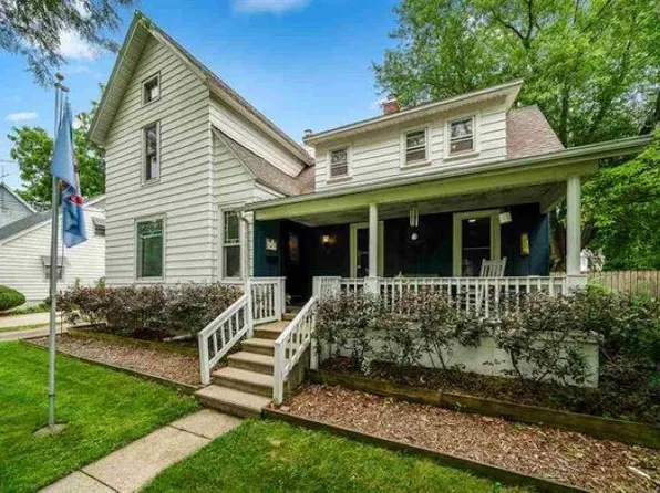505 S 6th St, Oregon, IL 61061